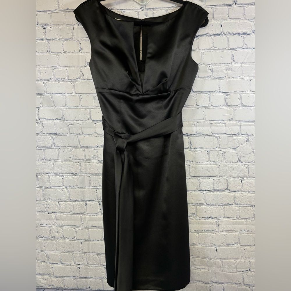 Kay Unger Black Satin Sleeveless Classic Chic Sheath Wedding Party Dress 6